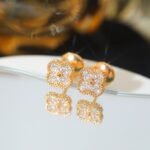 Van Cleef & Arpels Earrings - Image 3