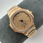 Patek Philippe Nautilus Watch, Rose gold, diamonds, Diameter: 35.2 mm - Image 3