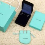 Tiffany Knot Earrings - Image 4