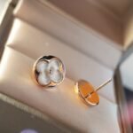 Louis Vuitton Color Blossom Sun Ear Stud, Pink Gold And White Mother-of-Pearl - Earrings - Image 7