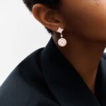 Louis Vuitton LV Color Blossom Long Earrings, Pink Gold, White Mother-Of-Pearl And Diamonds - Earrings - Image 2