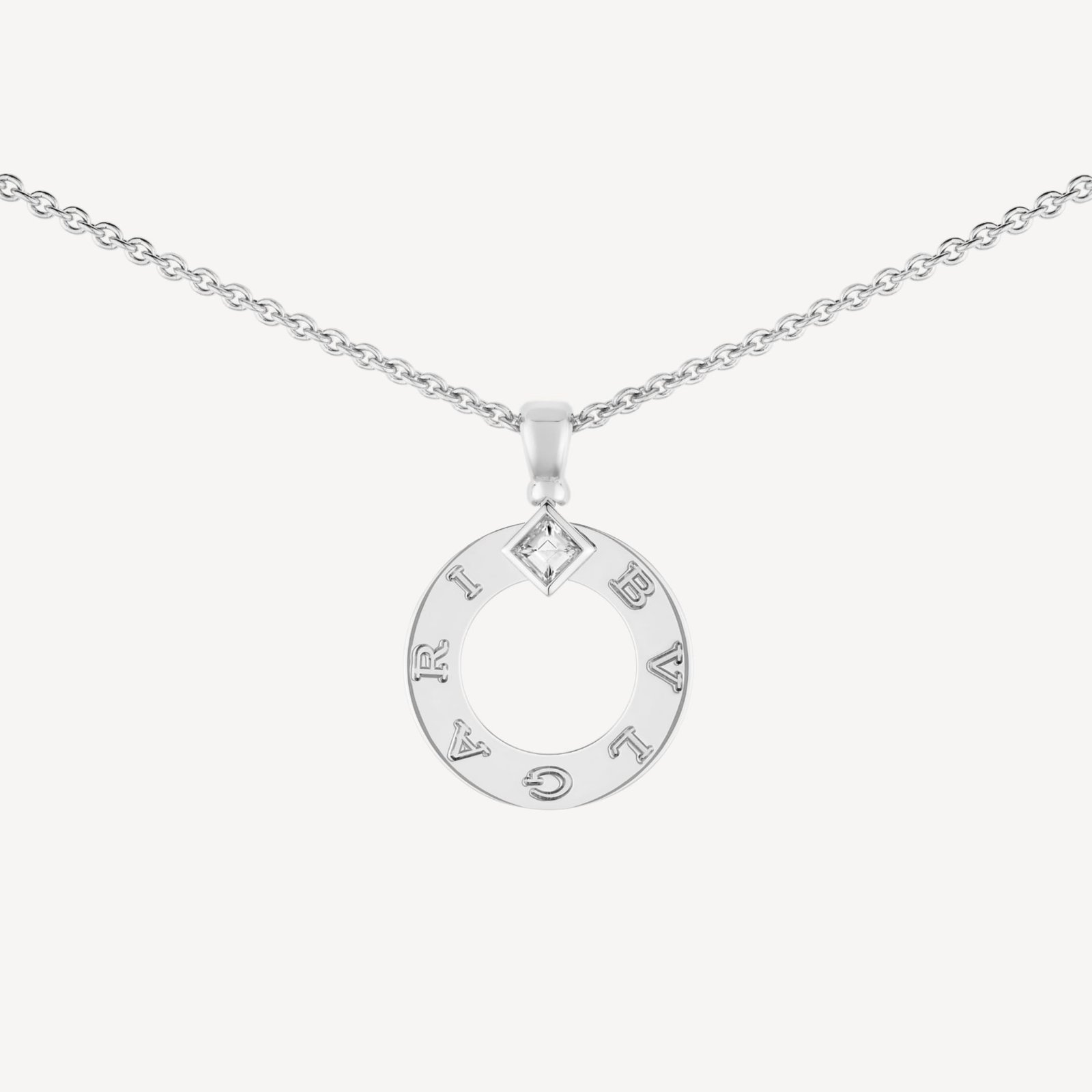 82bf080d78ba9086fa24061b4a1c3510 Bvlgari Necklace - Image 1