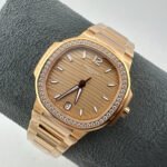 Patek Philippe Nautilus Watch, Rose gold, diamonds, Diameter: 35.2 mm - Image 4