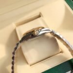 Rolex Datejust Rolex watch, Oystersteel, Yellow Gold, Classic Size - Image 6