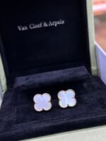 Van Cleef & Arpels Earrings - Image 4