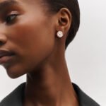 Louis Vuitton Color Blossom Sun Ear Stud, Pink Gold And White Mother-of-Pearl - Earrings - Image 5