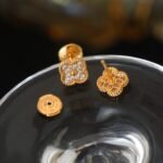 Van Cleef & Arpels Earrings - Image 6