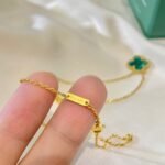 Van Cleef & Arpels Alhambra pendant, Two Size - Image 7