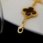 Van Cleef & Arpels Vintage Alhambra Bracelet, 5 motifs - Image 9
